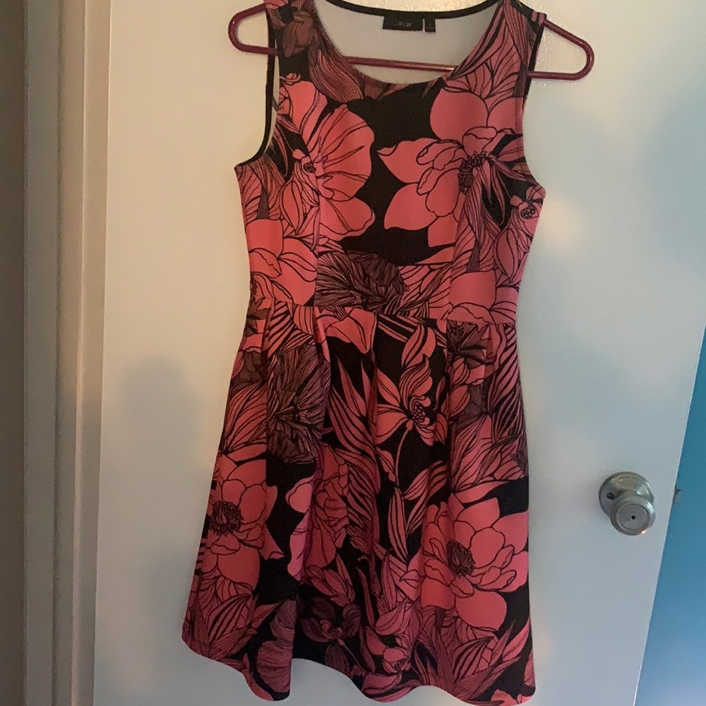 Gorgeous Apt. 9 Floral Dress Size S